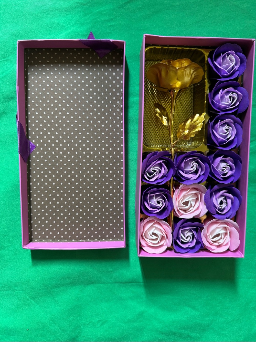 NWT 12 rose 🌹 soaps 🧼 & 1 forever gold rose